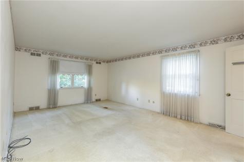 729 Millstone Lane NE Massillon OH 44646