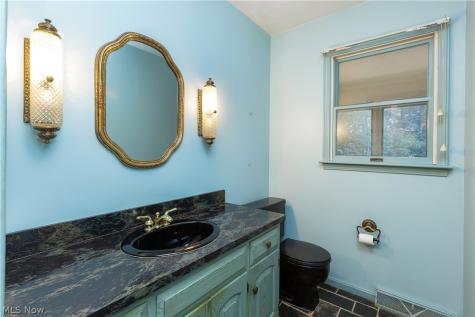 729 Millstone Lane NE Massillon OH 44646