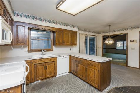 729 Millstone Lane NE Massillon OH 44646