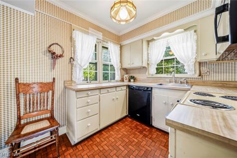 4680 Glenwood Avenue Willoughby OH 44094