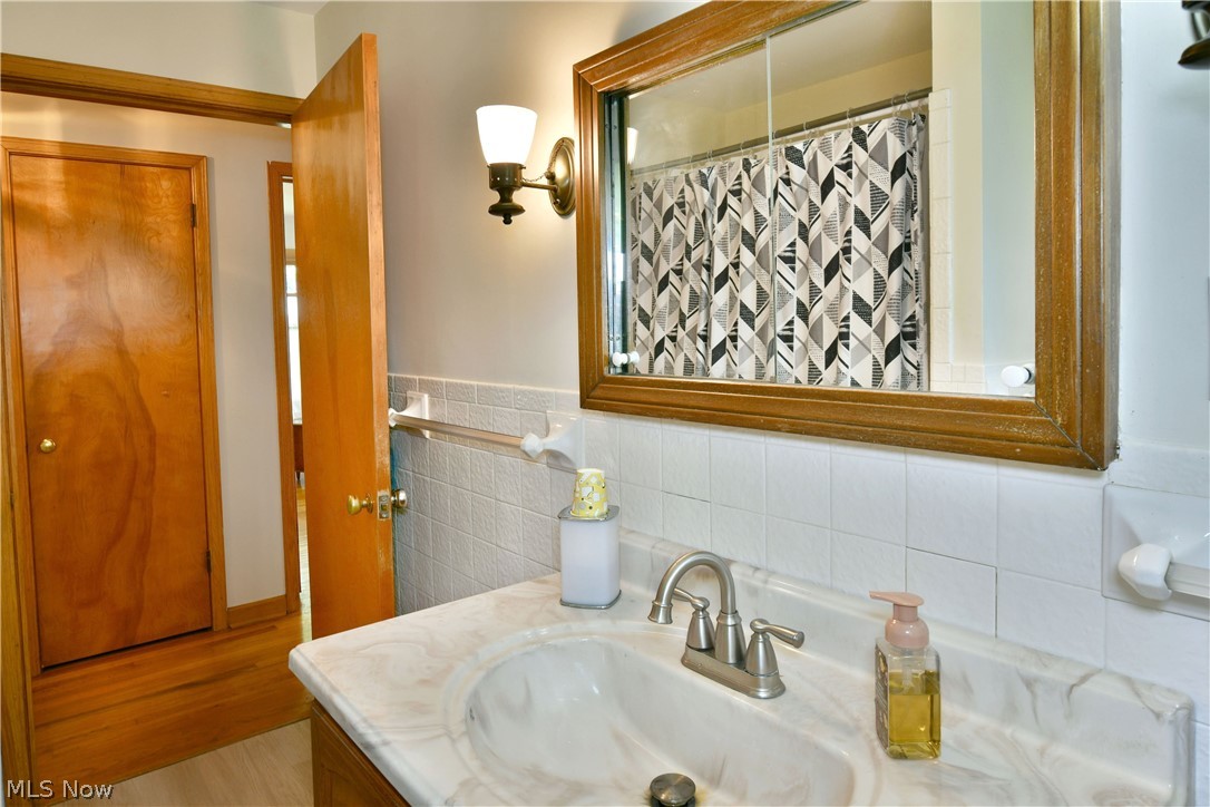 320 Montridge Drive Canfield OH 44406