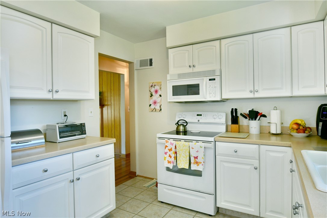 320 Montridge Drive Canfield OH 44406