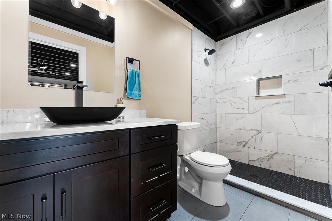 2645 Waters Edge Drive Columbiana OH 44408