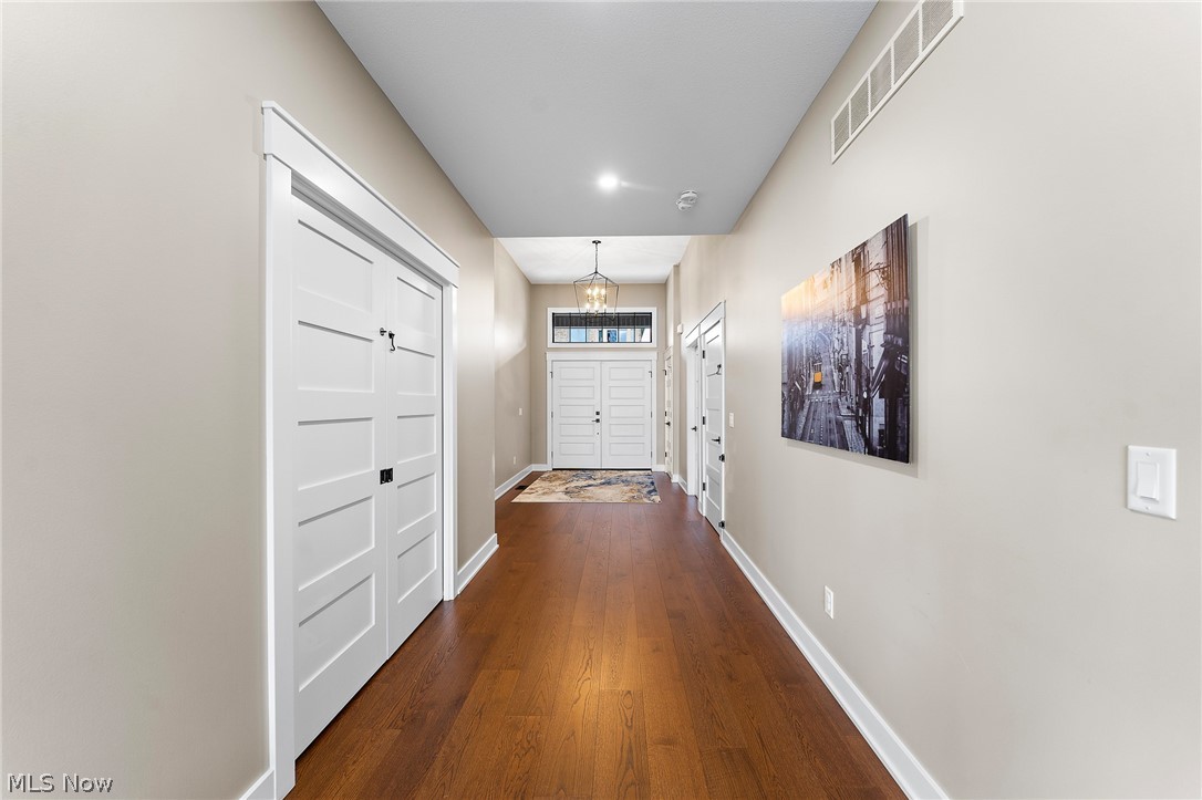 2645 Waters Edge Drive Columbiana OH 44408