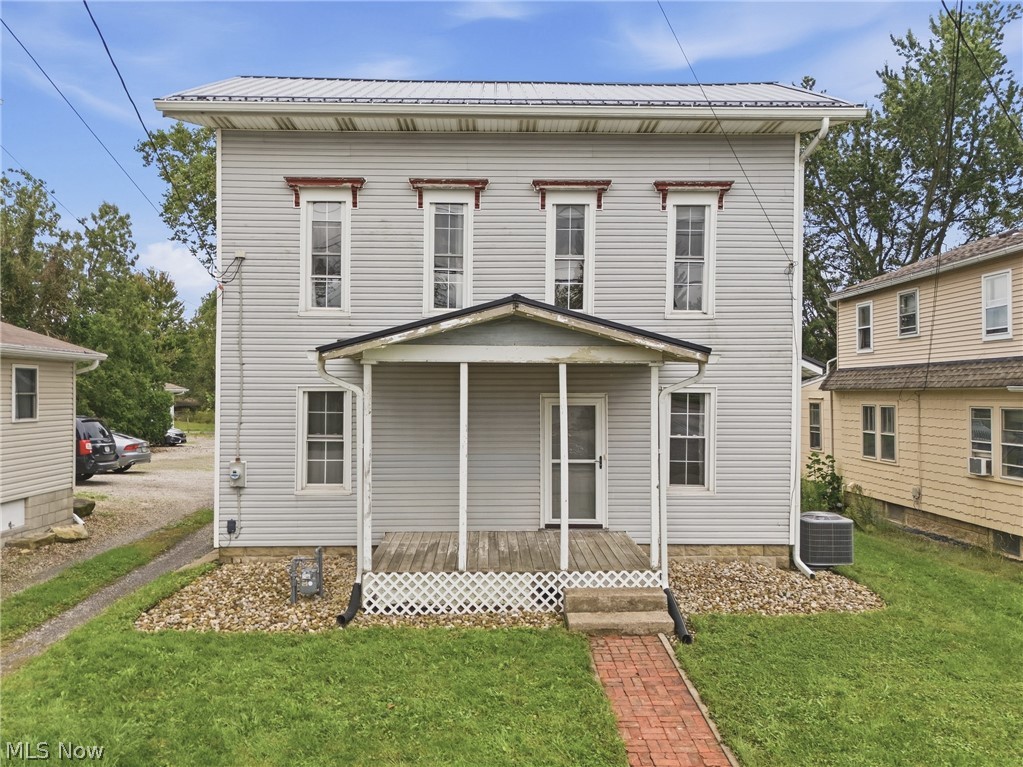 190 W Main Street Smithville OH 44677