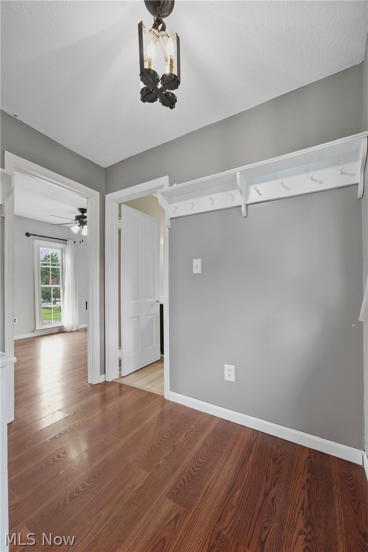 190 W Main Street Smithville OH 44677
