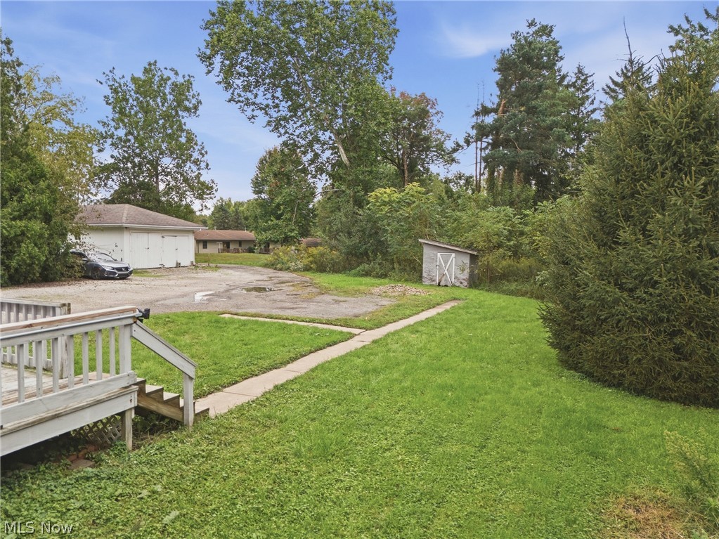 190 W Main Street Smithville OH 44677