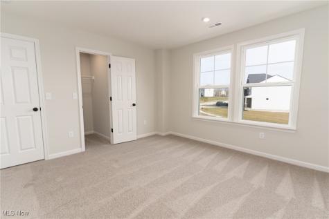 Vl Tbb Laura Lee Lane Seven Hills OH 44131