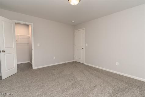 Vl Tbb Laura Lee Lane Seven Hills OH 44131