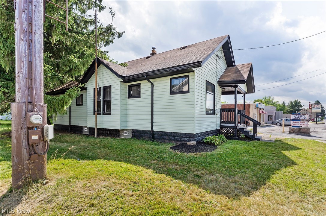 2232 Youngstown Road SE Warren OH 44484
