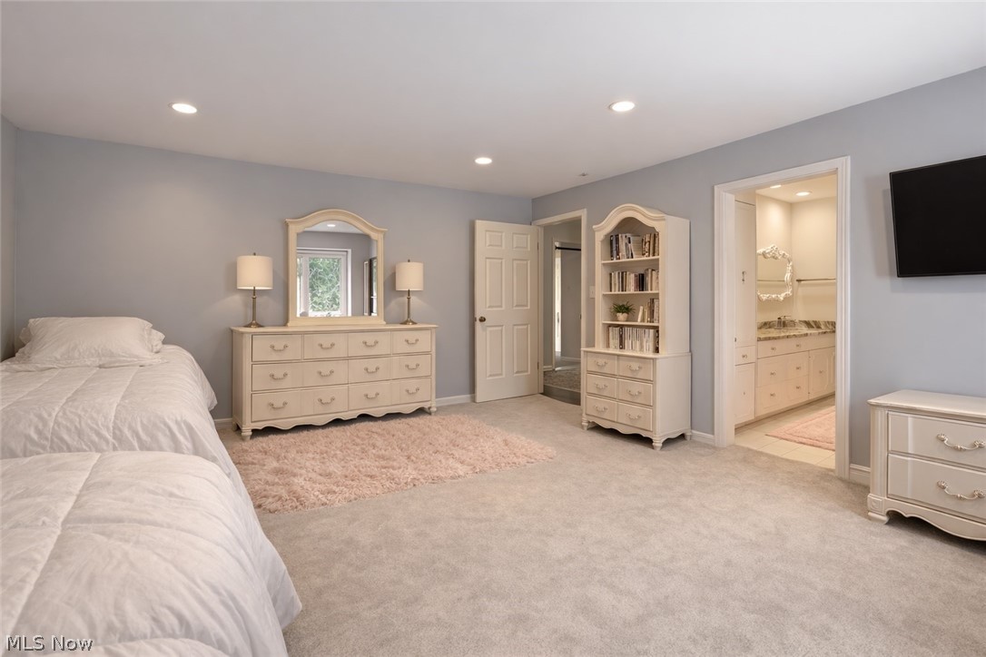 2731 Emerson Drive Pepper Pike OH 44124