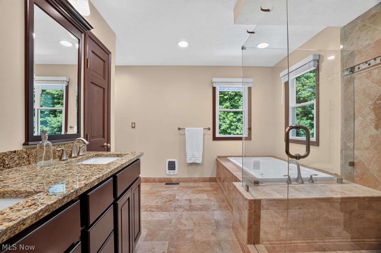 11605 Legend Creek Drive Chesterland OH 44026