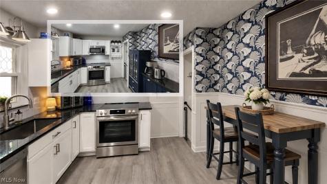 571 E Lake Avenue Barberton OH 44203