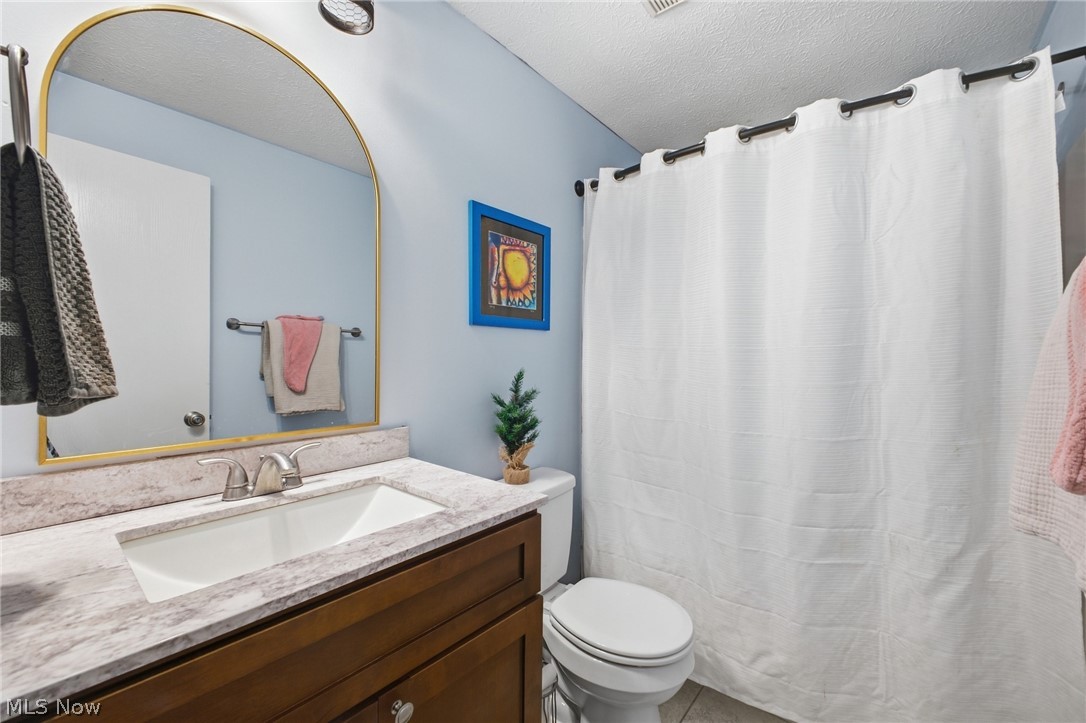 2235 Mcclintocksburg Road Deerfield OH 44411