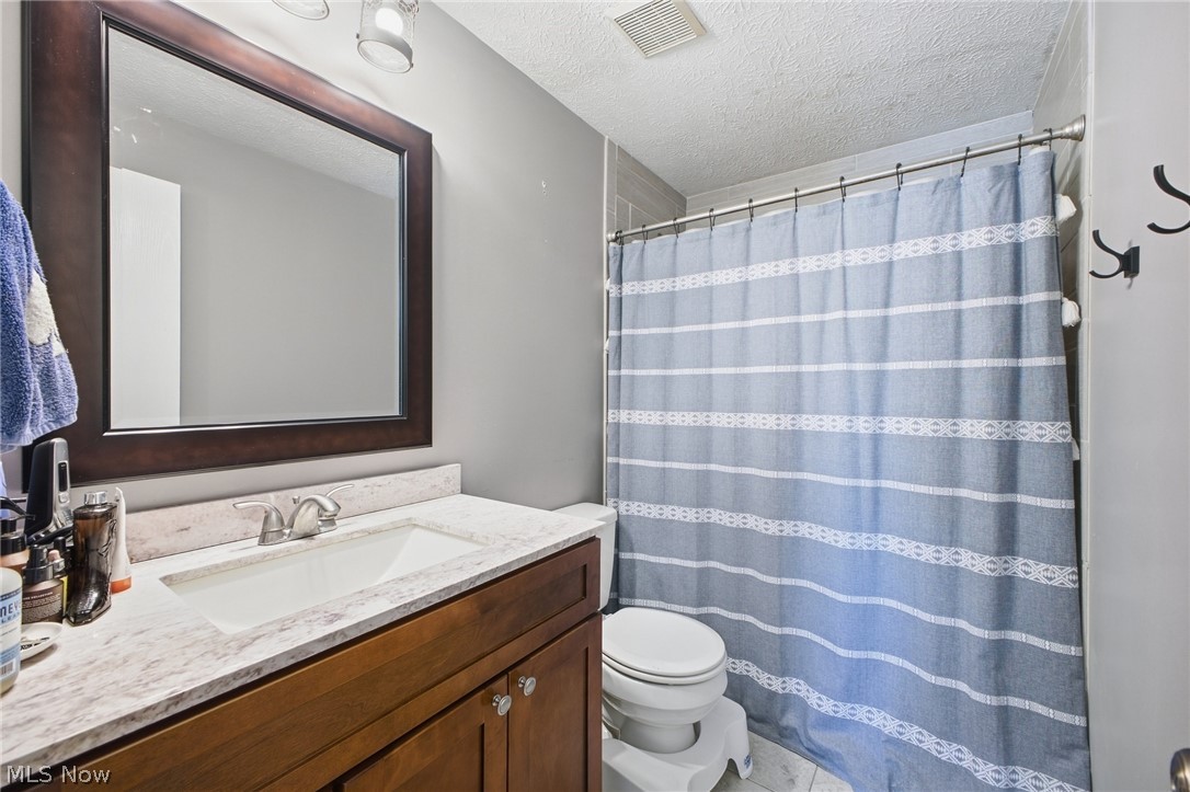 2235 Mcclintocksburg Road Deerfield OH 44411
