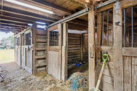 2235 Mcclintocksburg Road Deerfield OH 44411
