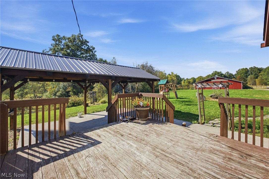 2235 Mcclintocksburg Road Deerfield OH 44411