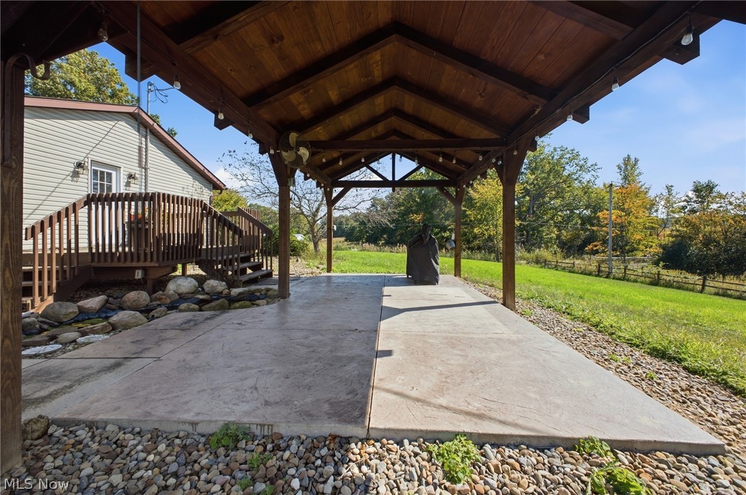 2235 Mcclintocksburg Road Deerfield OH 44411