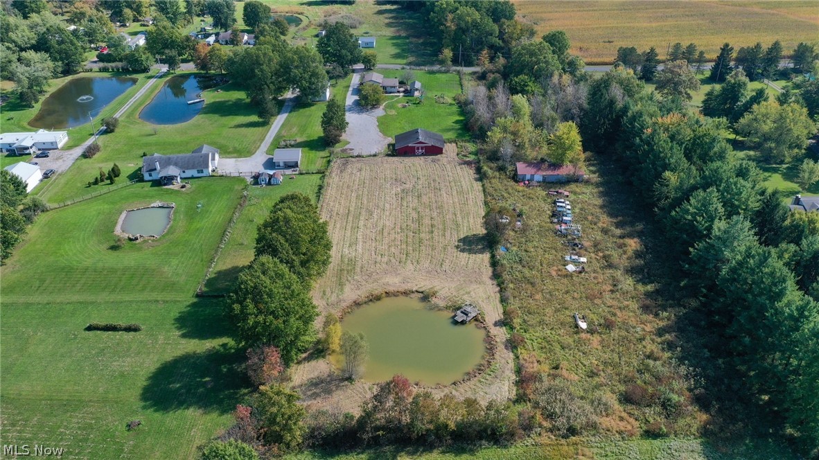 2235 Mcclintocksburg Road Deerfield OH 44411
