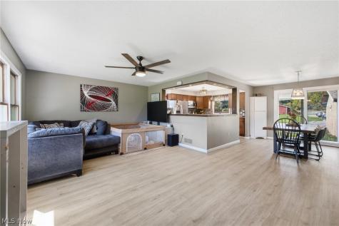 2235 Mcclintocksburg Road Deerfield OH 44411