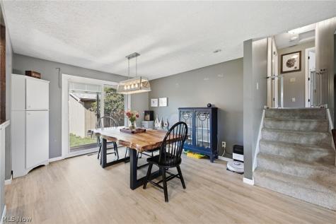 2235 Mcclintocksburg Road Deerfield OH 44411