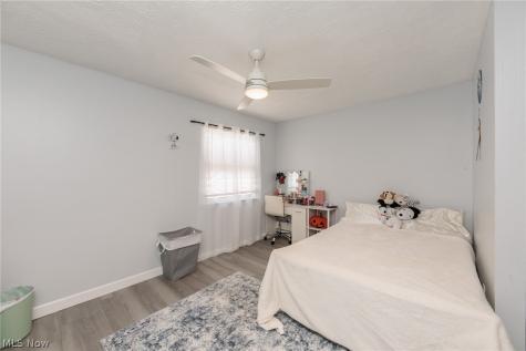 8543 Greenbriar Drive Olmsted Twp OH 44138