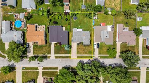 6674 Newbury Lane Cleveland OH 44130