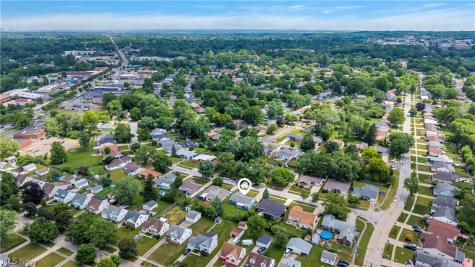 6674 Newbury Lane Cleveland OH 44130