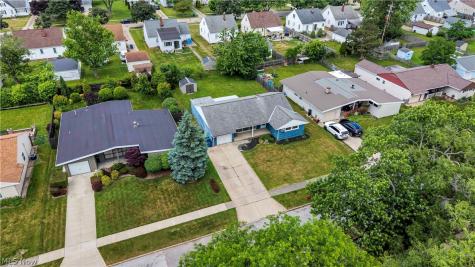 6674 Newbury Lane Cleveland OH 44130