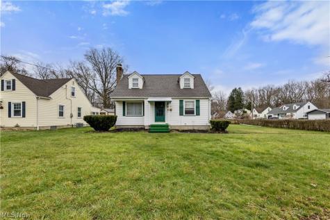 2249 Coleman Drive Youngstown OH 44511