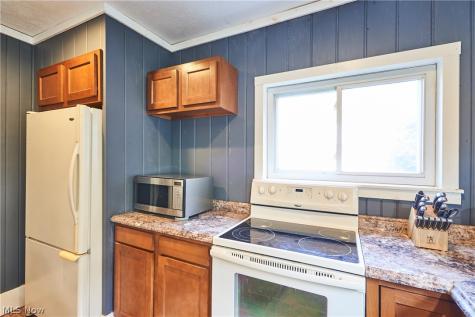 259 Ridgewood Road Wadsworth OH 44281
