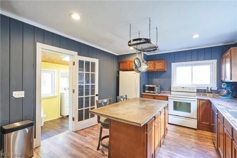 259 Ridgewood Road Wadsworth OH 44281