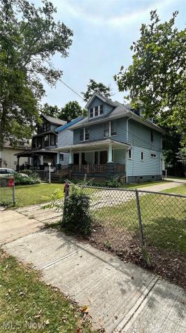 9910 Parmelee Avenue Cleveland OH 44108