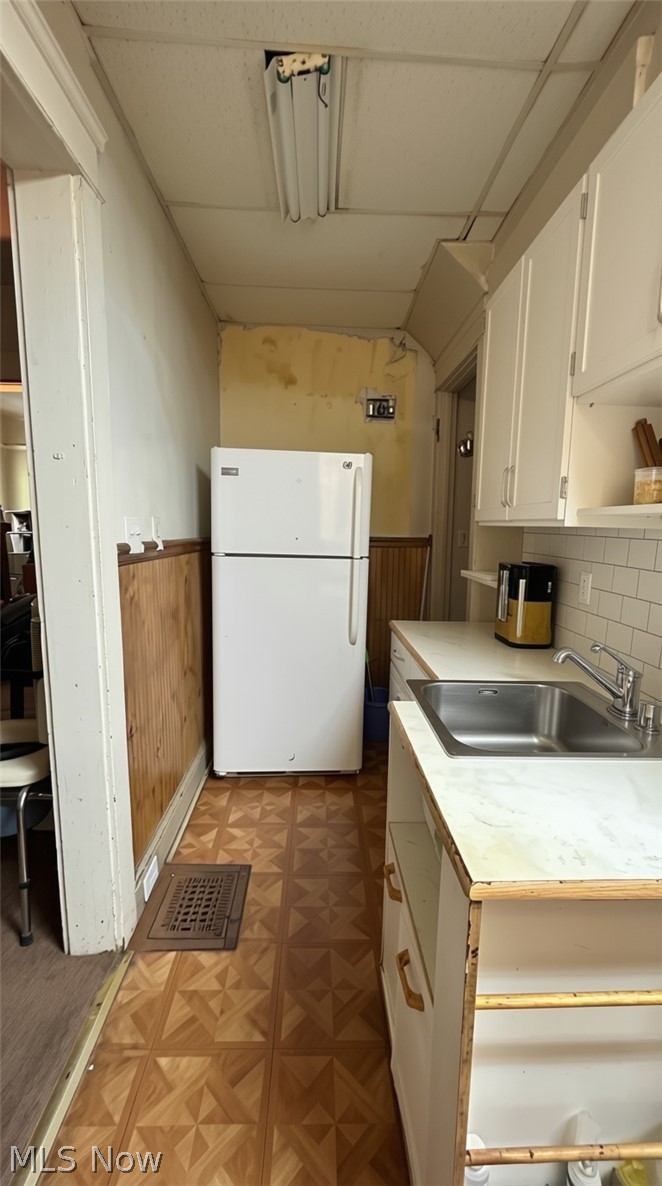 9910 Parmelee Avenue Cleveland OH 44108