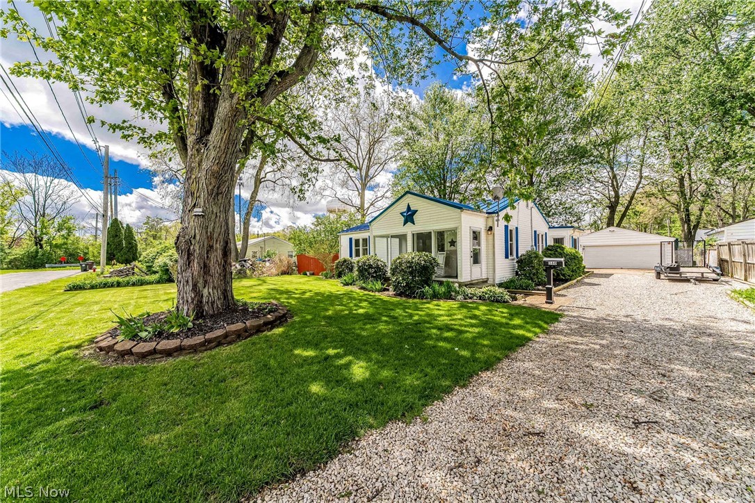 380 Broadway Street Amherst OH 44001