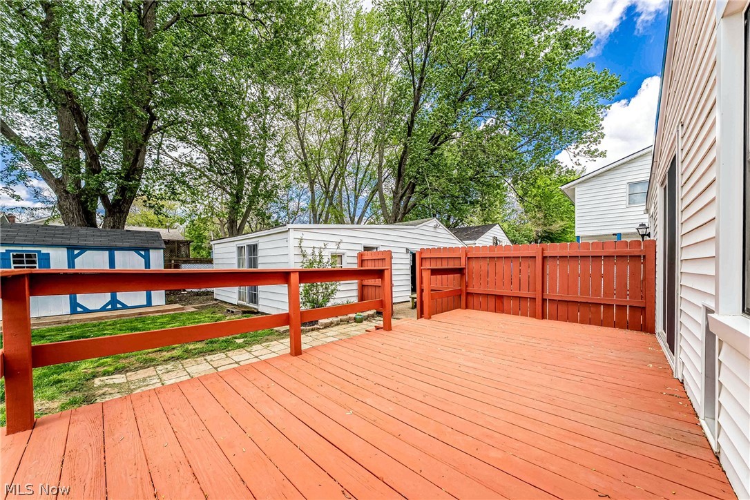 380 Broadway Street Amherst OH 44001