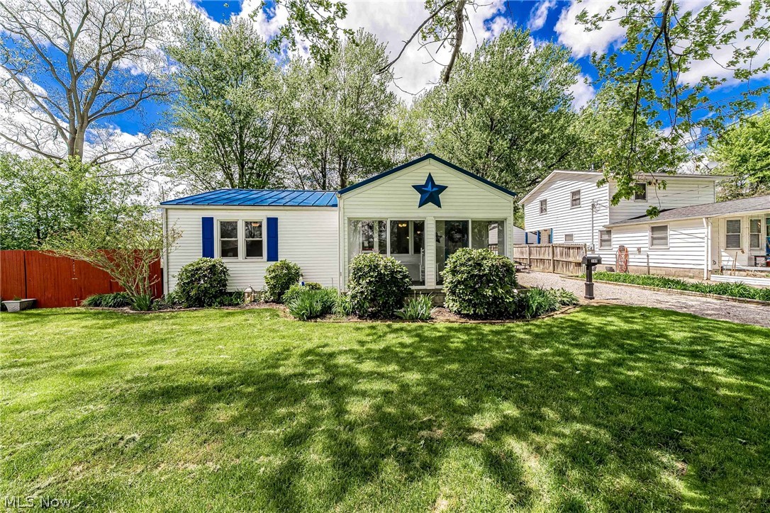 380 Broadway Street Amherst OH 44001