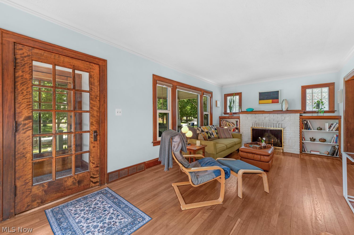 2167 Niagara Drive Lakewood OH 44107