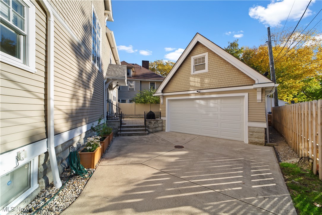 2504 Kenilworth Road Cleveland Heights OH 44106