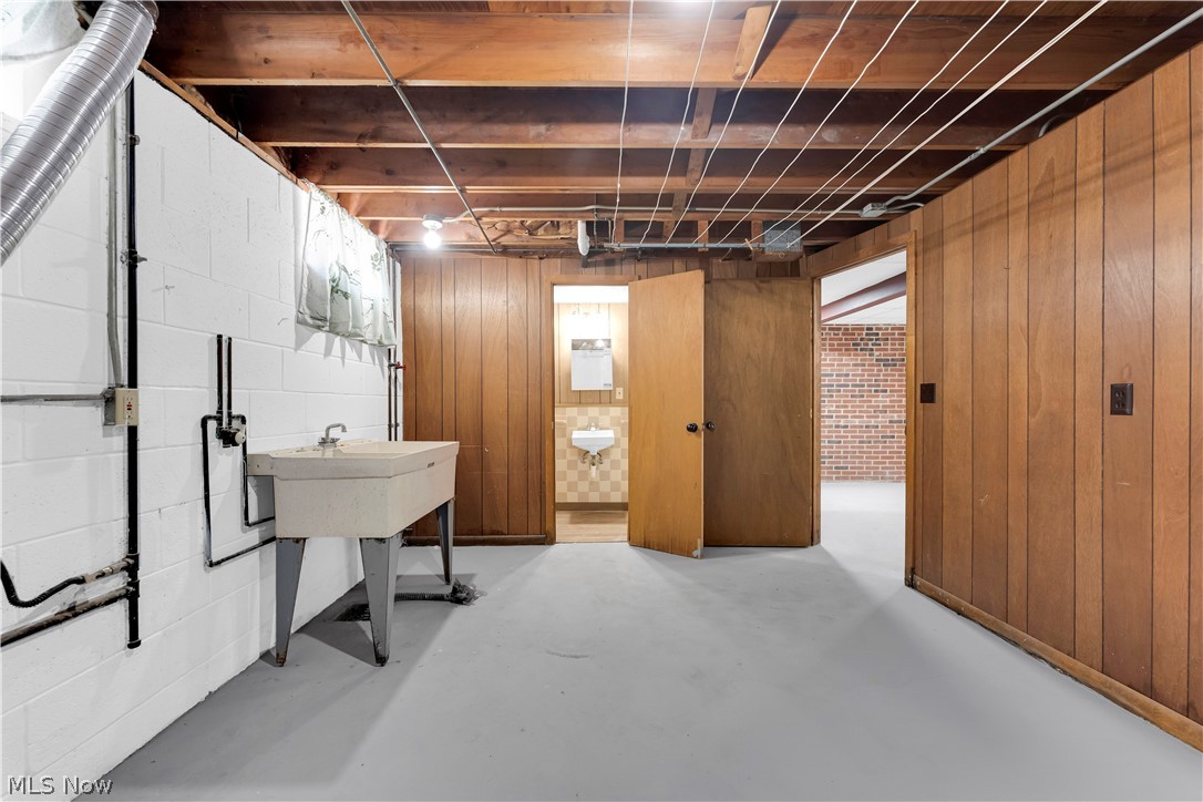 22000 Nicholas Avenue Euclid OH 44123