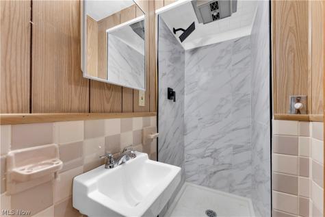22000 Nicholas Avenue Euclid OH 44123