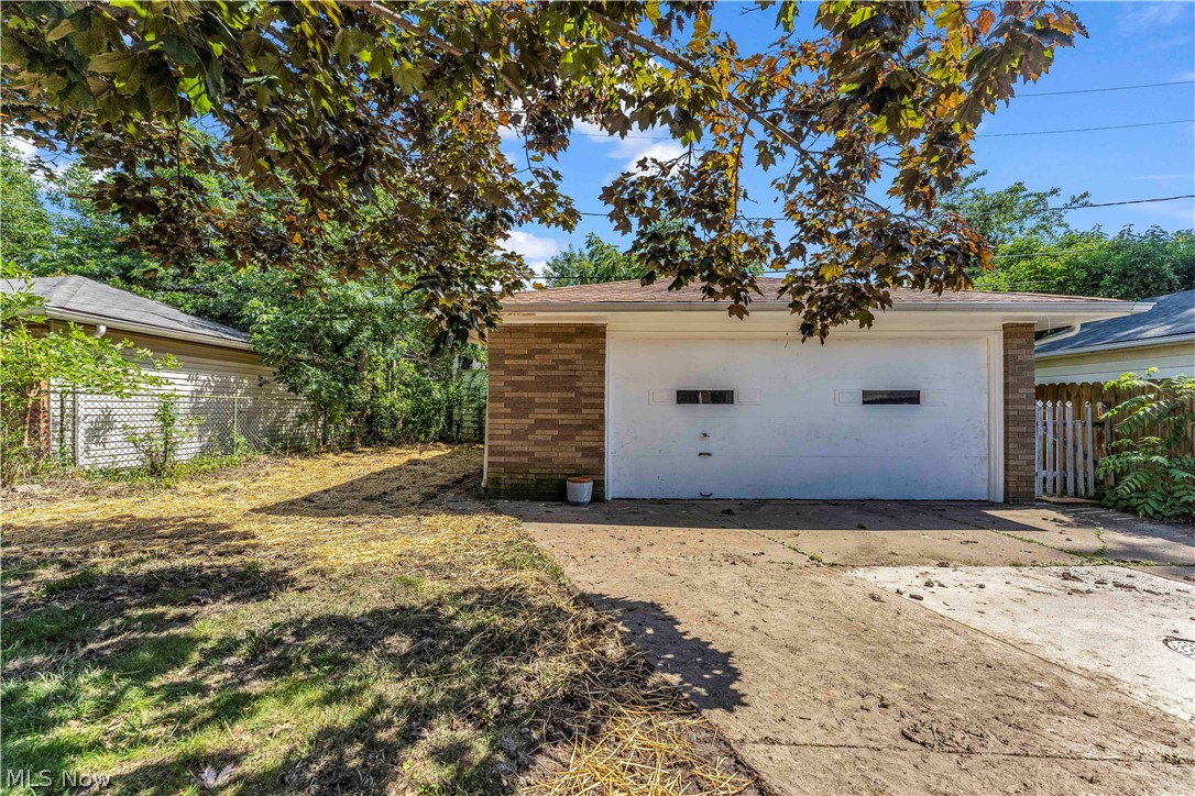22000 Nicholas Avenue Euclid OH 44123
