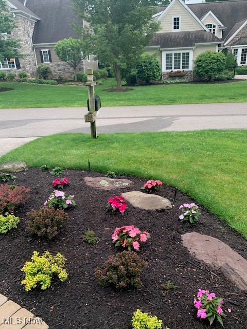 7552 Creek View Trail Chagrin Falls OH 44023