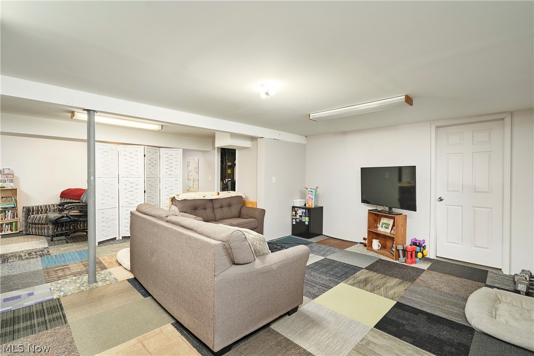 230 Valley View Drive Wadsworth OH 44281