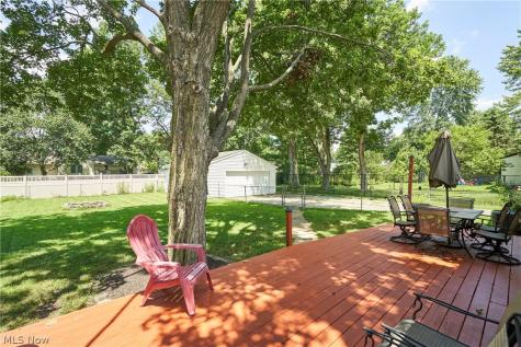 230 Valley View Drive Wadsworth OH 44281