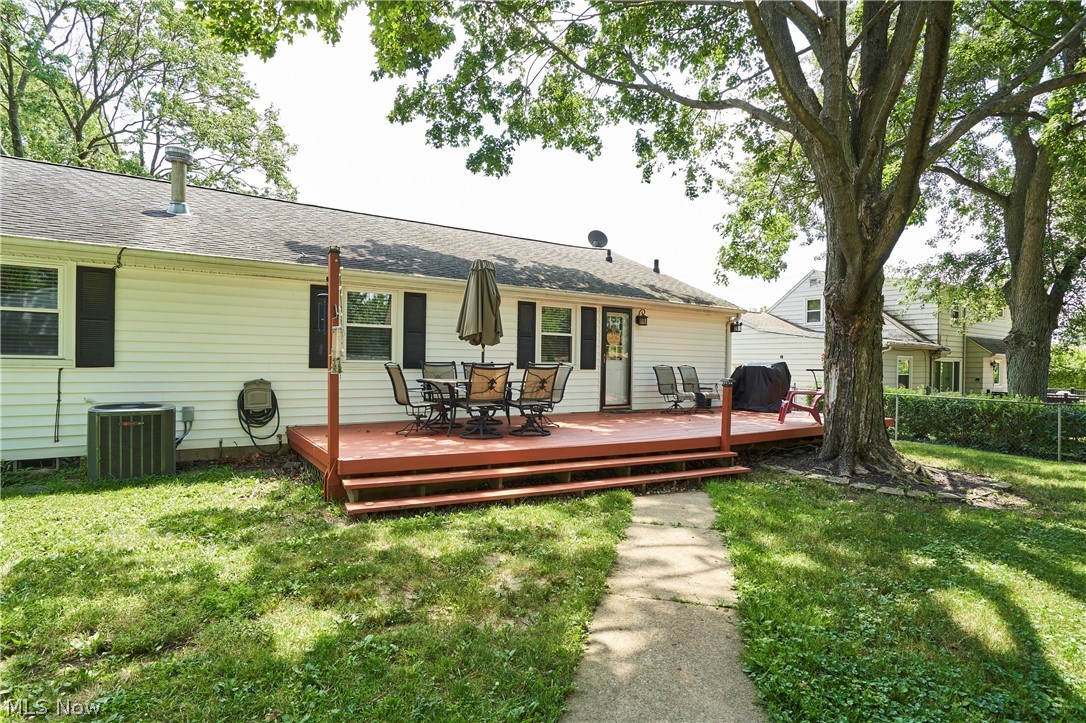 230 Valley View Drive Wadsworth OH 44281