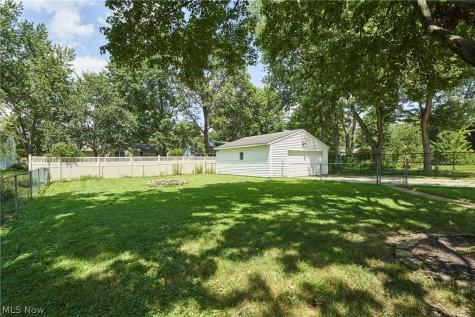 230 Valley View Drive Wadsworth OH 44281