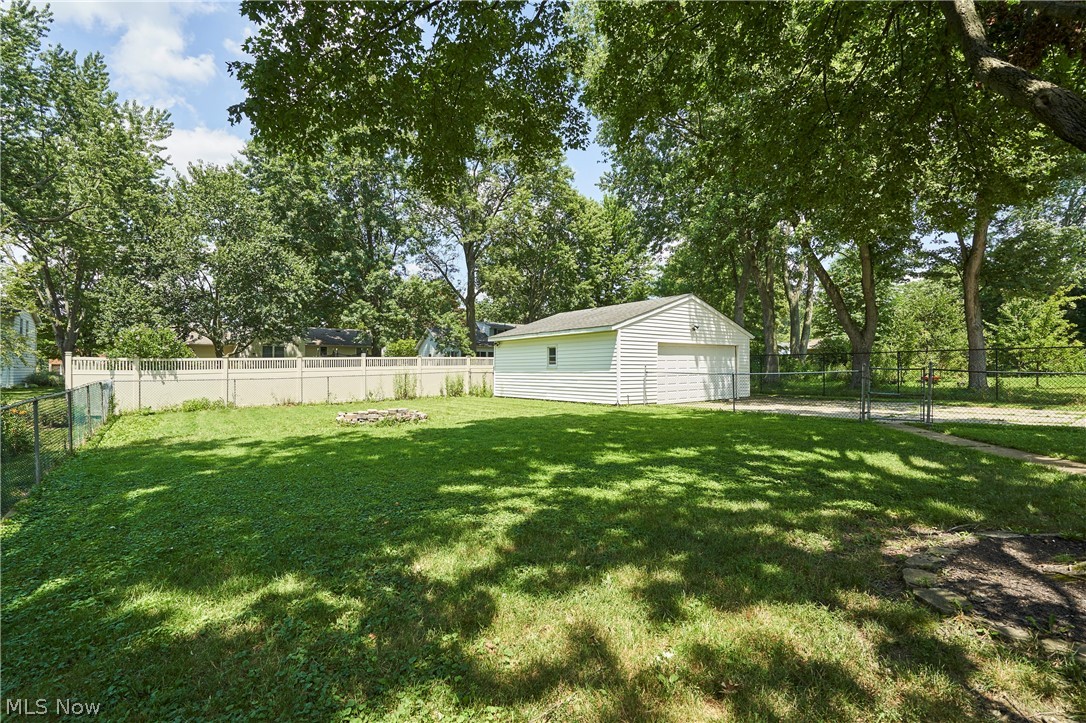 230 Valley View Drive Wadsworth OH 44281