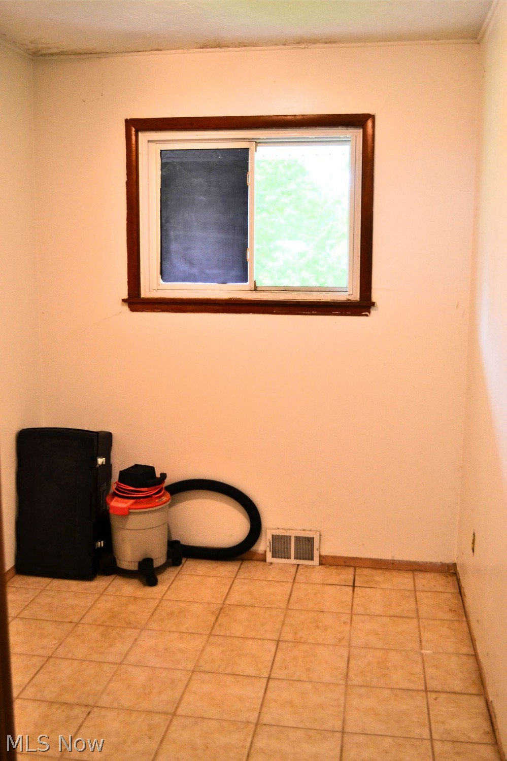 3900 E Wallings Road Broadview Heights OH 44147