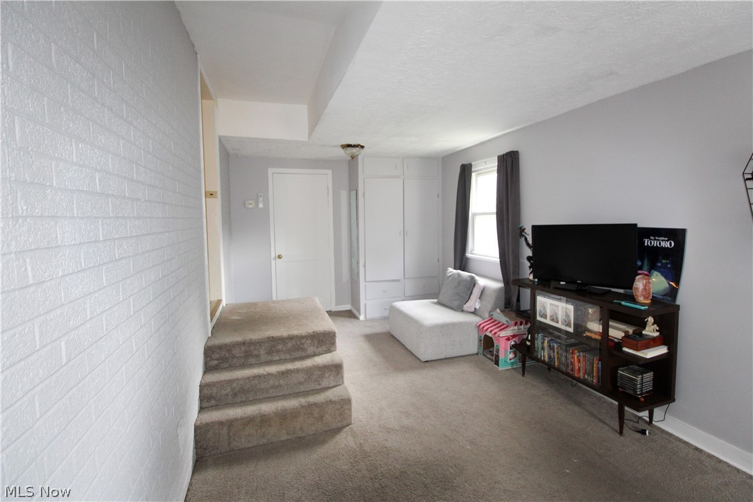 720 Emerson Avenue NW North Canton OH 44720